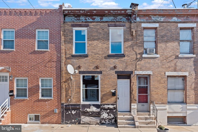 view of townhome / multi-family property