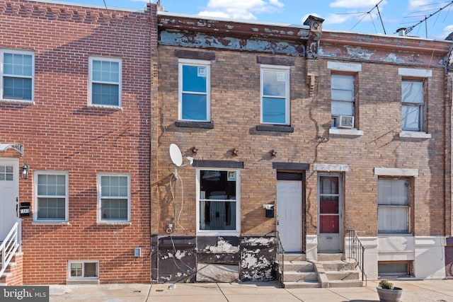 view of townhome / multi-family property