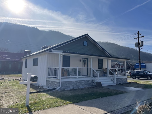 view of front of home featuring a porch