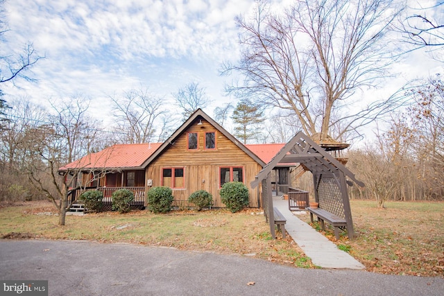 view of front of property with a porch