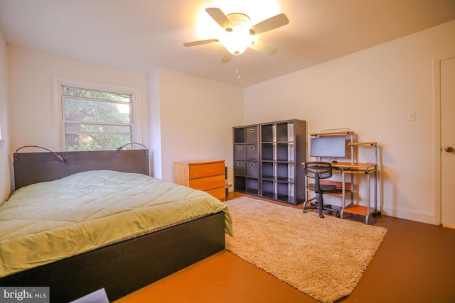 bedroom featuring ceiling fan