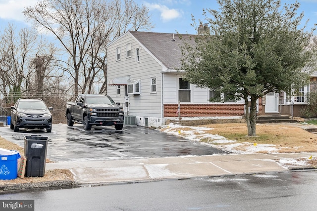 view of side of property