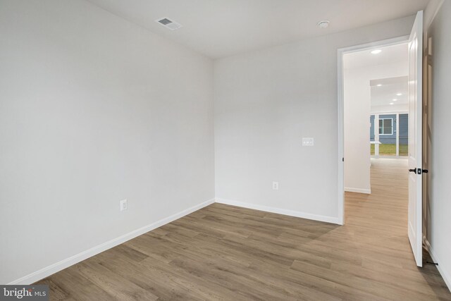 35551 Aspen Way, Locust Grove, VA 22508 - unfurnished room with light hardwood / wood-style floors