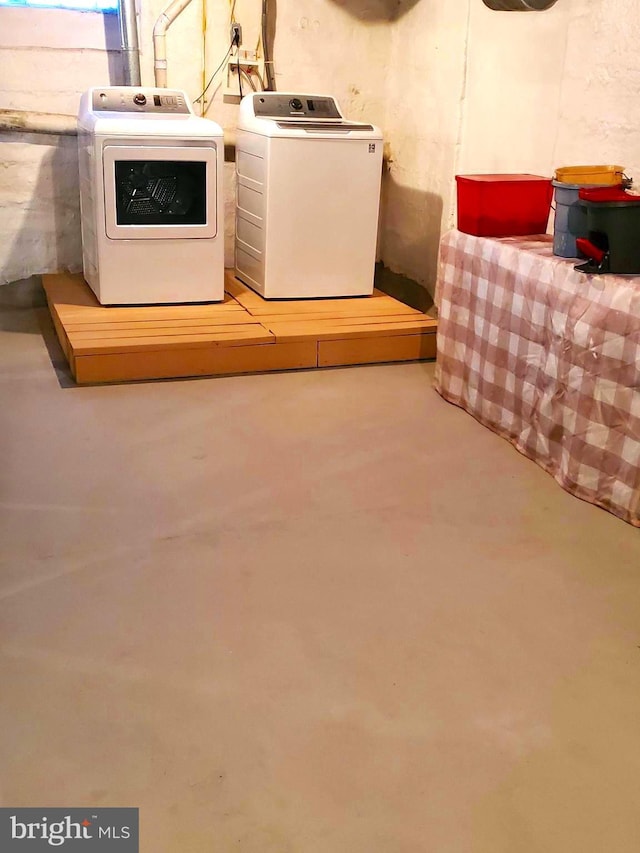 451 Ridge Pike, Lafayette Hill, PA 19444 - basement with washing machine and clothes dryer