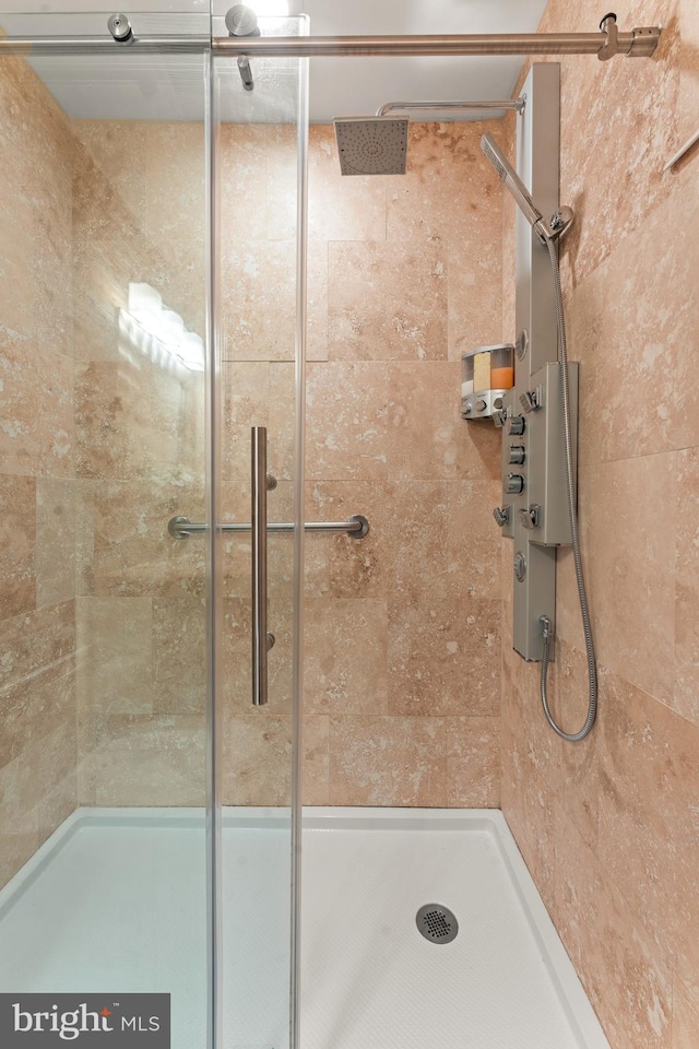 bathroom with walk in shower