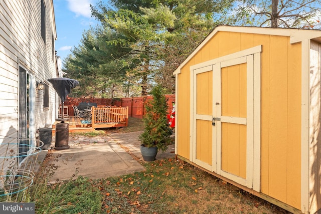 view of outbuilding