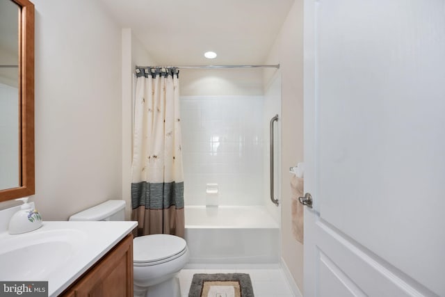 full bathroom featuring tile patterned flooring, vanity, shower / tub combo with curtain, and toilet