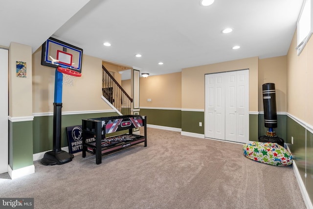 game room featuring carpet floors