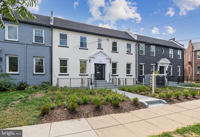 view of townhome / multi-family property