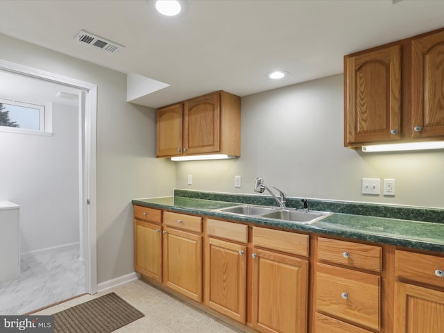 kitchen featuring sink