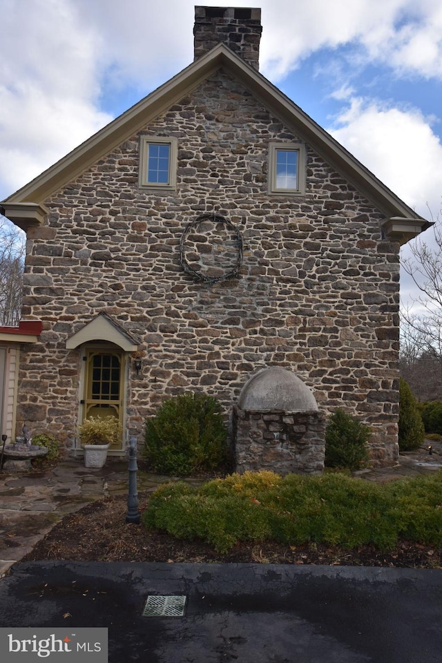 view of side of property