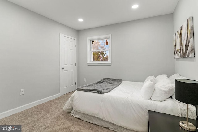 bedroom featuring carpet flooring