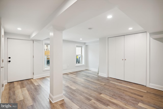 foyer entrance featuring light hardwood / wood-style floors