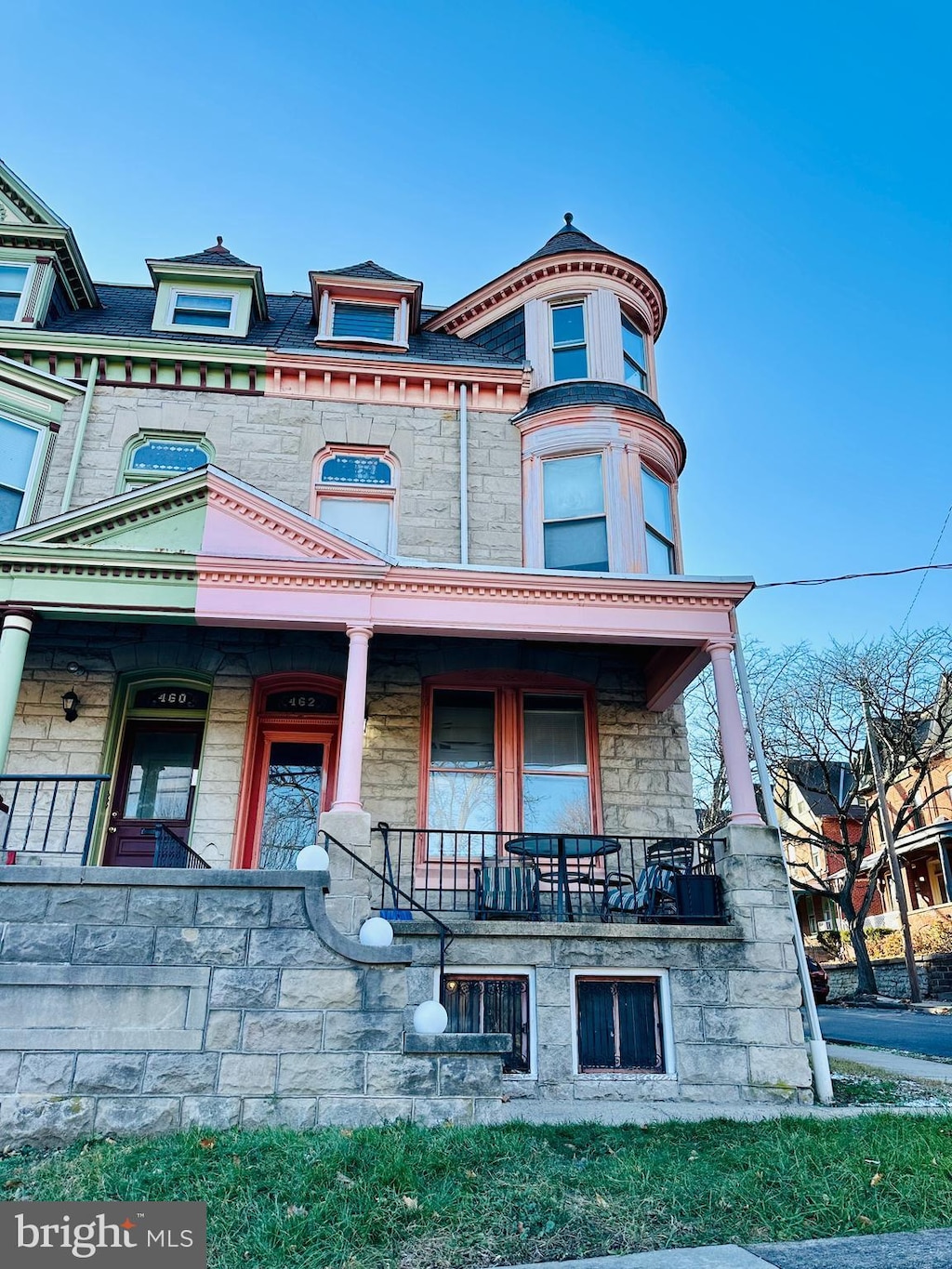 view of front of home with a porch