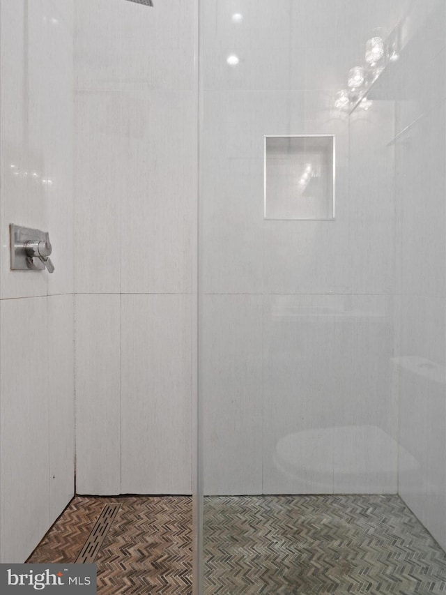 bathroom with walk in shower