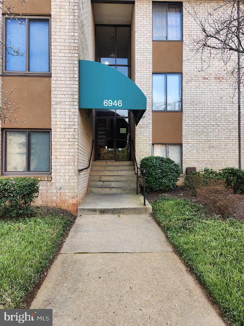 6946 Hanover Pkwy Unit 1, Greenbelt MD, 20770, 3 bedrooms, 2 baths condo for sale