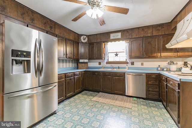 220 Robinson Rd, Salem, NJ 08079 - kitchen with stainless steel appliances, a ceiling fan, light countertops, and dark brown cabinetry