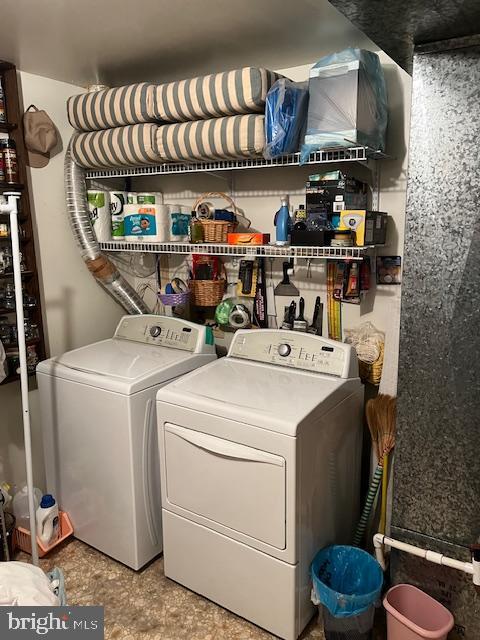 laundry room featuring washer and dryer