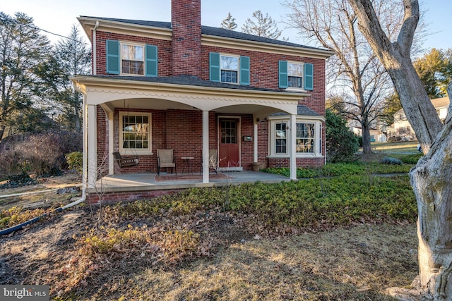 view of front facade with covered porch