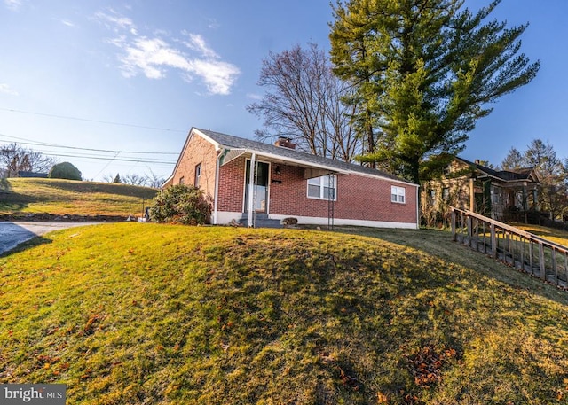 exterior space featuring a lawn