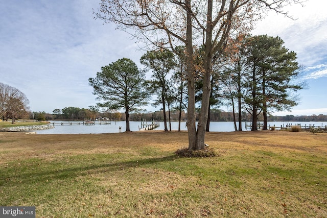 view of yard with a water view