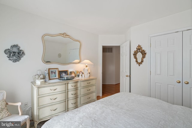 bedroom with a closet