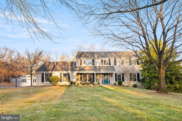 view of front of home with a front yard