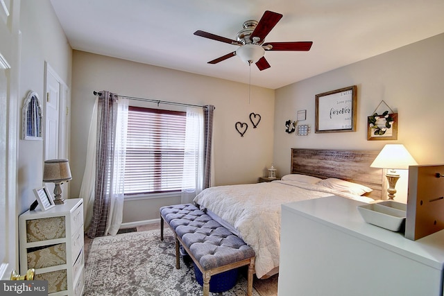 bedroom featuring ceiling fan