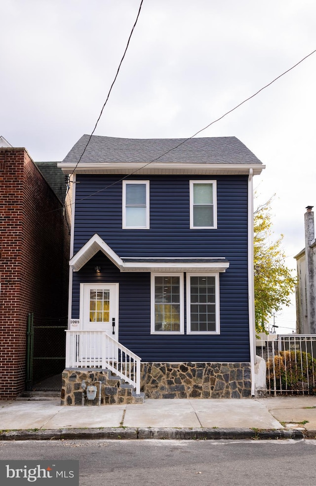 view of front of property