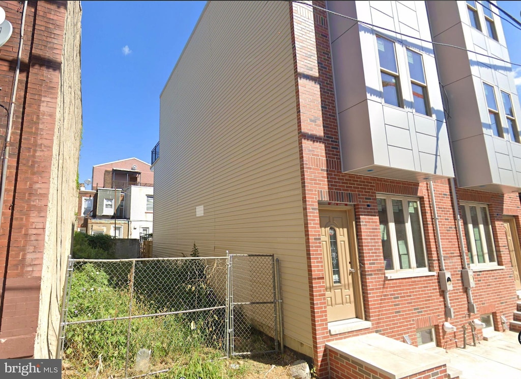 517 Sigel St, Philadelphia, PA 19148