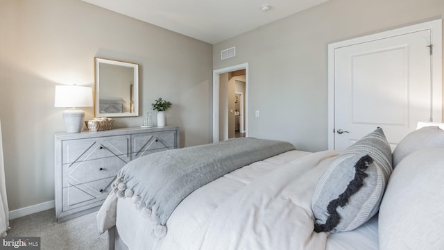 view of carpeted bedroom