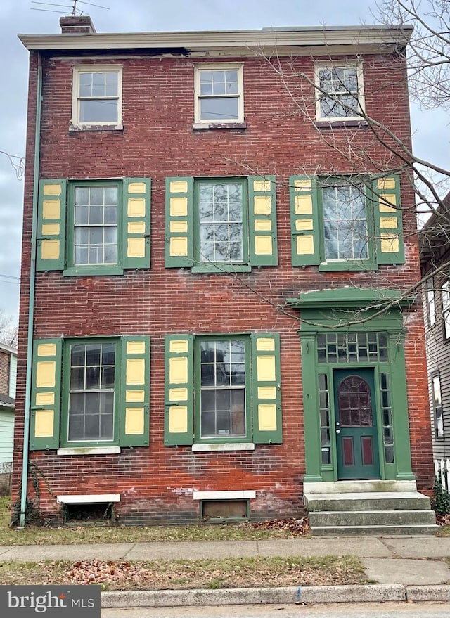 view of front of house