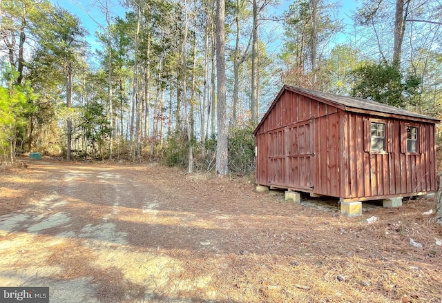 view of outdoor structure