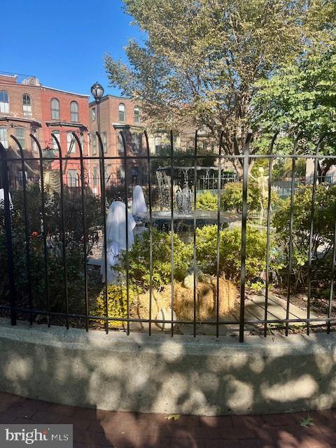 2112 Pine St Unit 1, Philadelphia, PA 19103 - view of gate