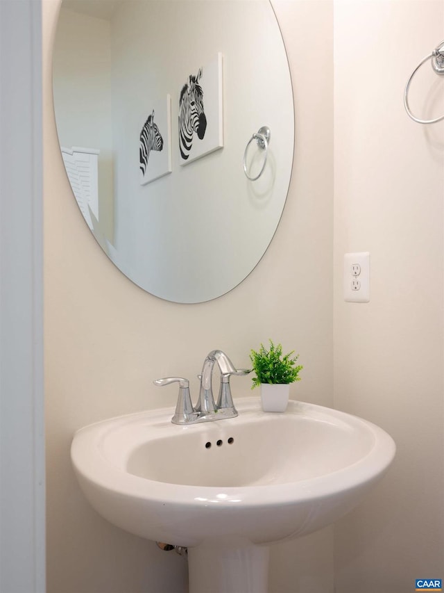 bathroom with sink