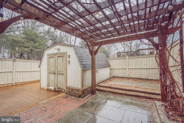 view of patio featuring a pergola