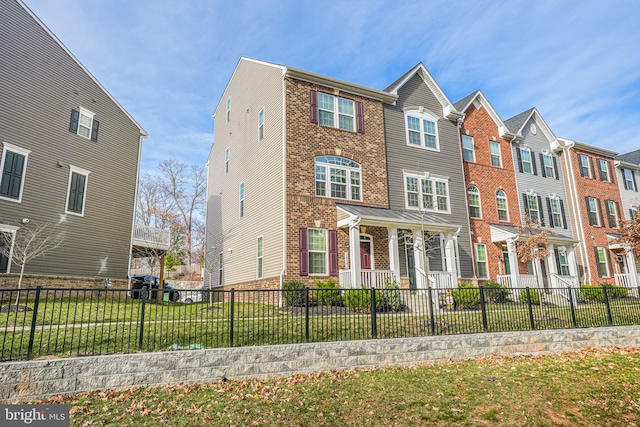 view of front of home with a front yard