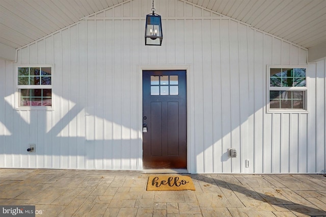 view of entrance to property