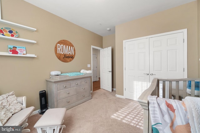 view of carpeted bedroom