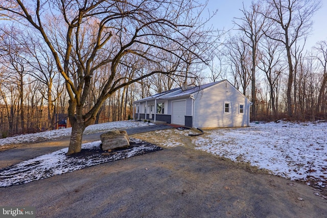 view of front of house featuring a garage