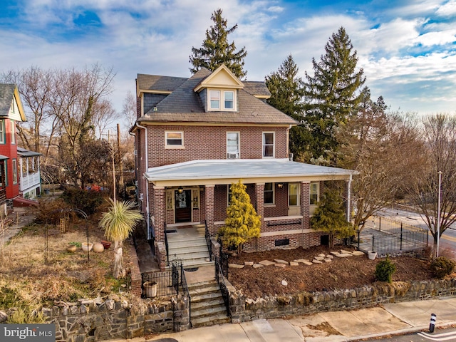 view of front of home with covered porch