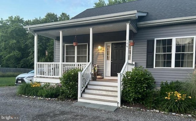 view of front of house featuring a porch