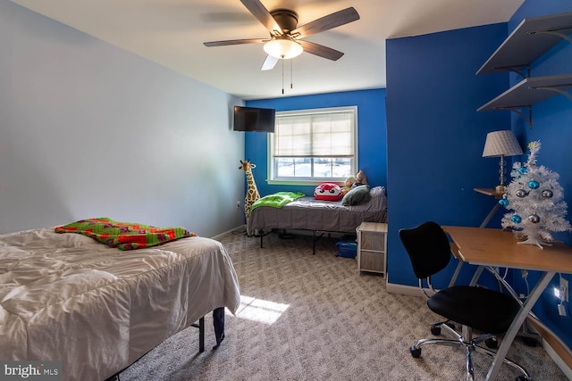 bedroom with carpet flooring and ceiling fan