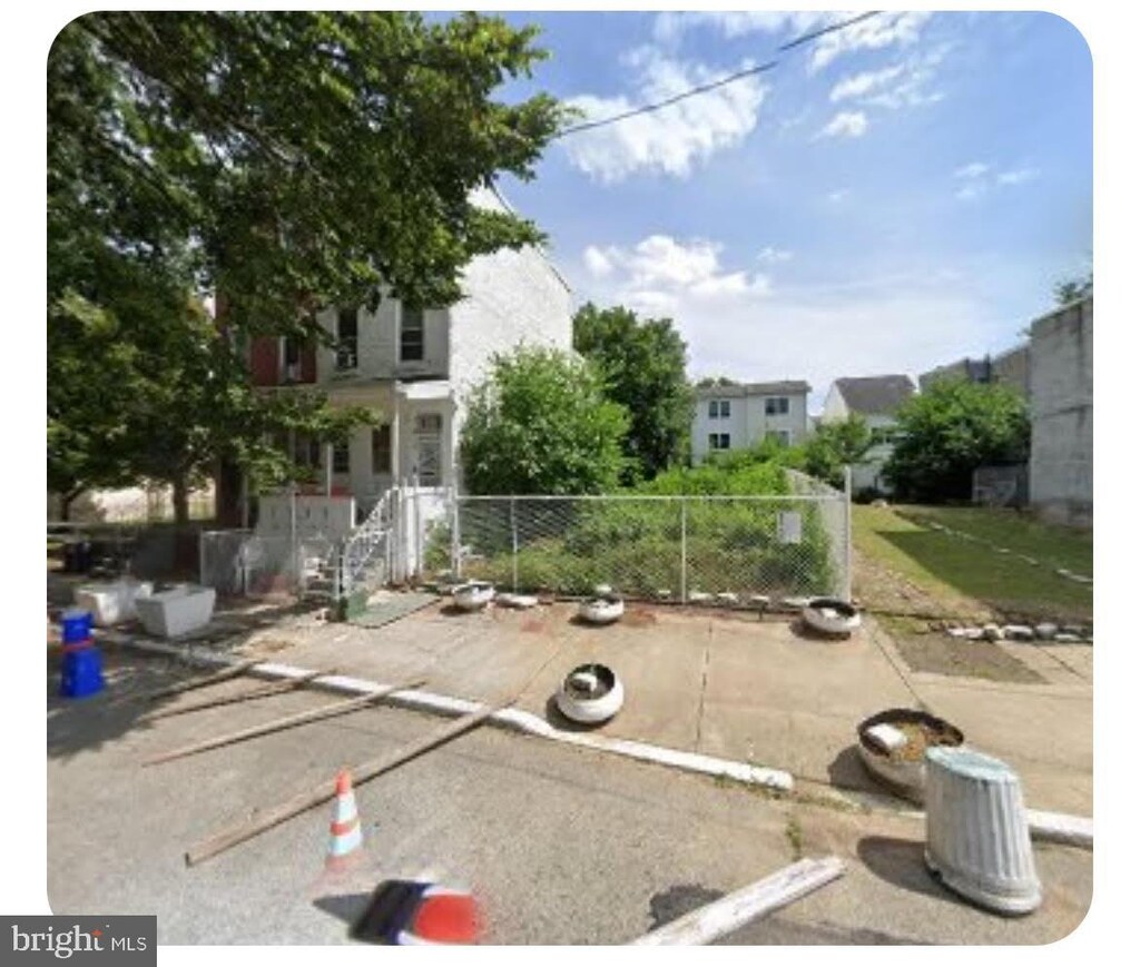 3934 Folsom St, Philadelphia, PA 19104