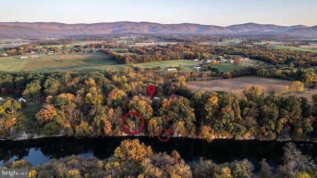 bird's eye view with a mountain view