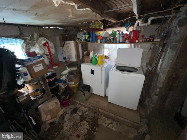 interior space featuring independent washer and dryer