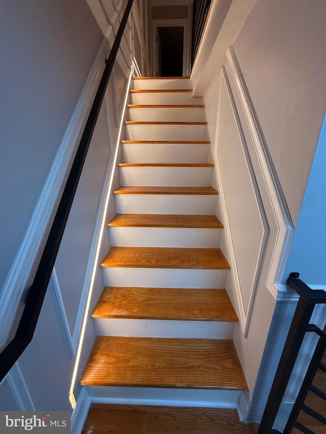 5111 Warrington Ave, Philadelphia, PA 19143 - view of stairs