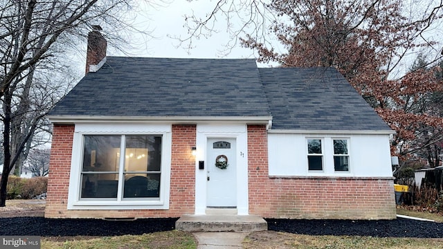 view of front facade