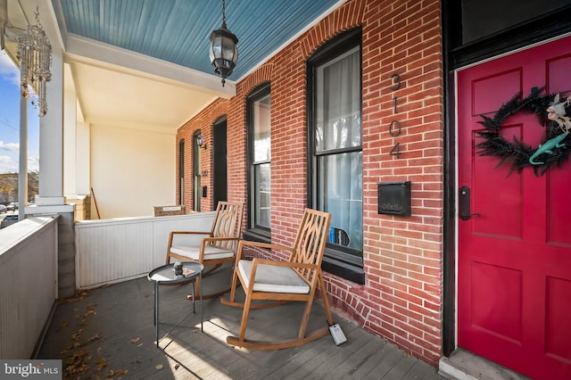 balcony with a porch