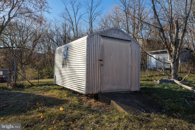 view of outbuilding